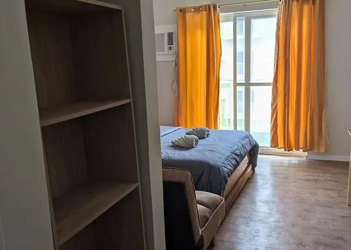 Apartment Near Airport Luxury On A Budget Gym, Pool, 55 Smart Tv, Balcony Facing Amenities